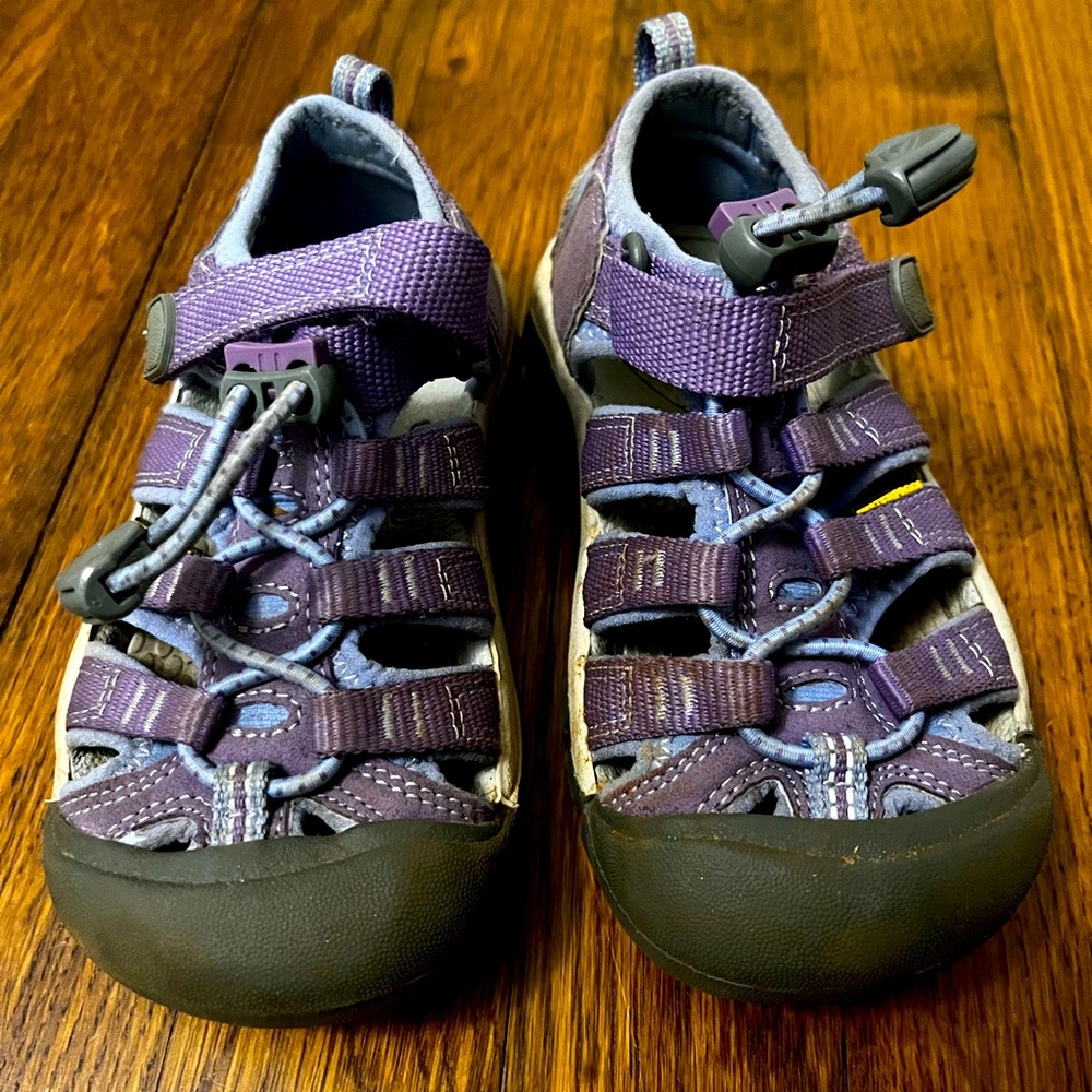 Purple keen shoes toddler size 10
